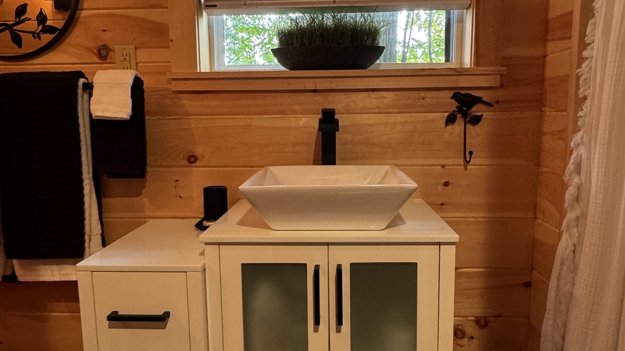 Photo of Bathroom in Perry
