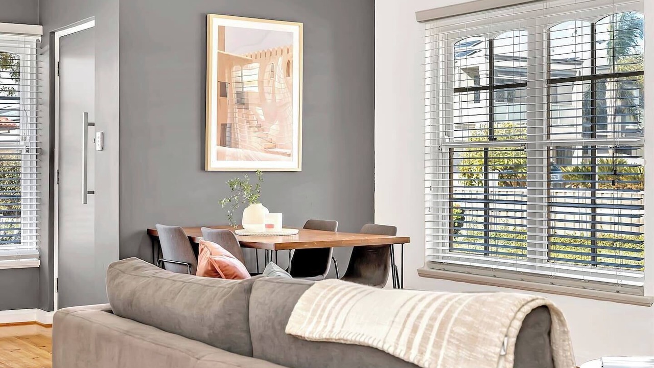 Photo of Livingroom in West Beach
