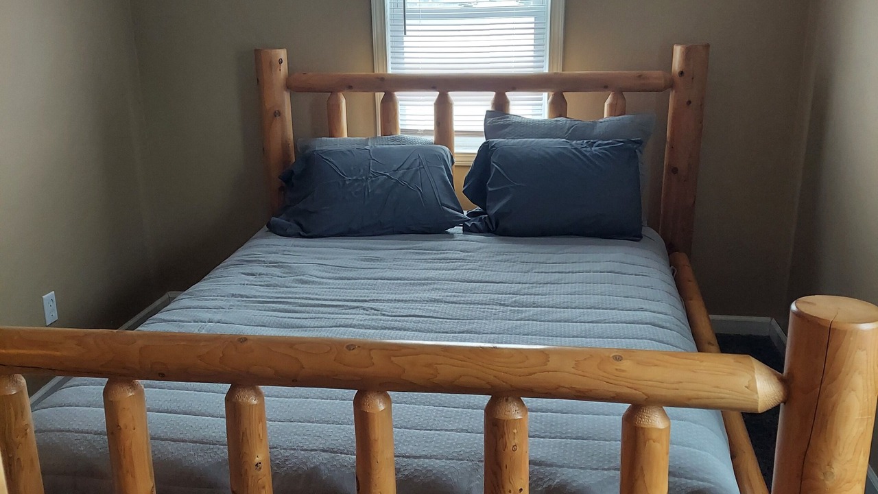Photo of Bedroom in Newberry