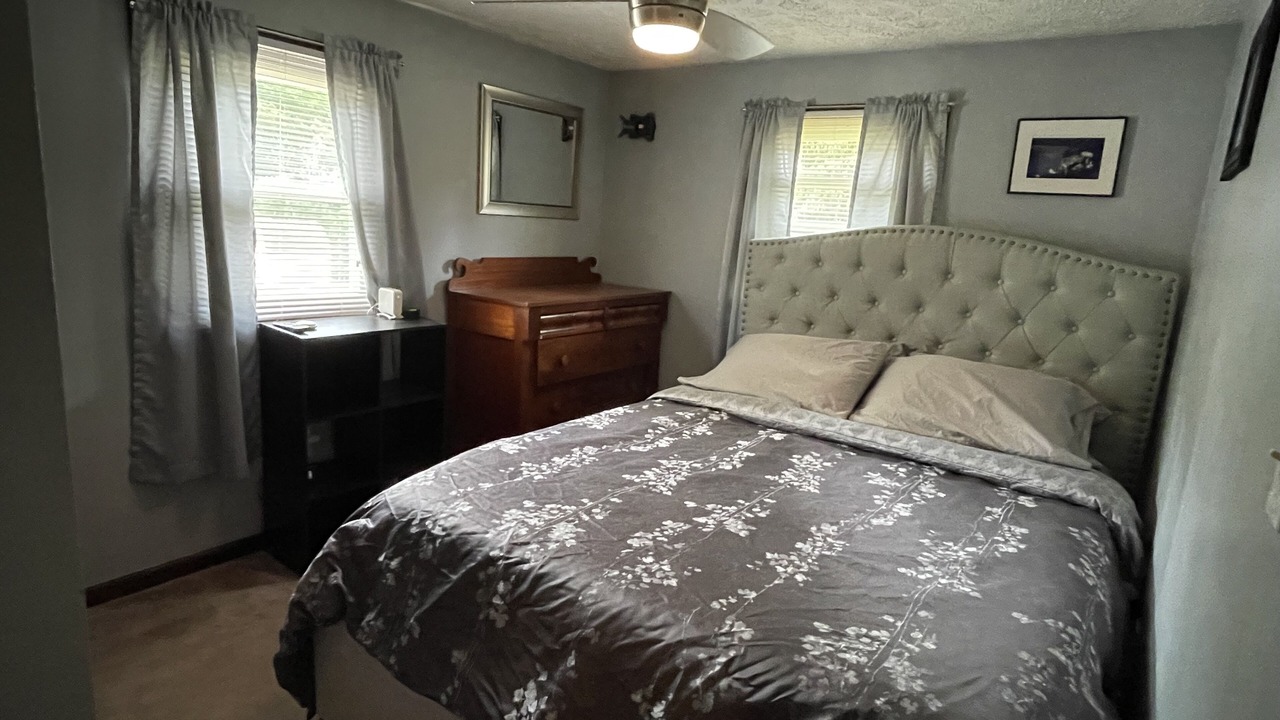 Photo of Bedroom in Burdett