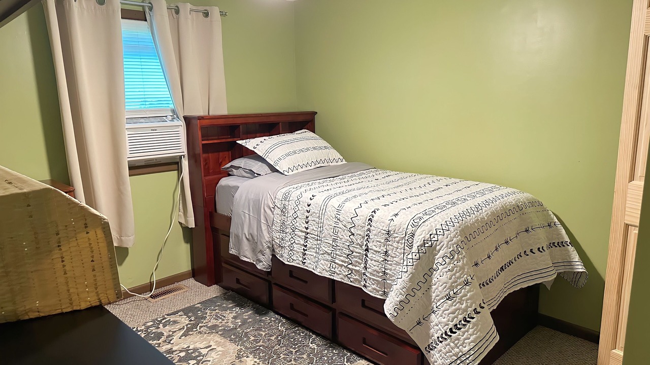Photo of Bedroom in Burdett
