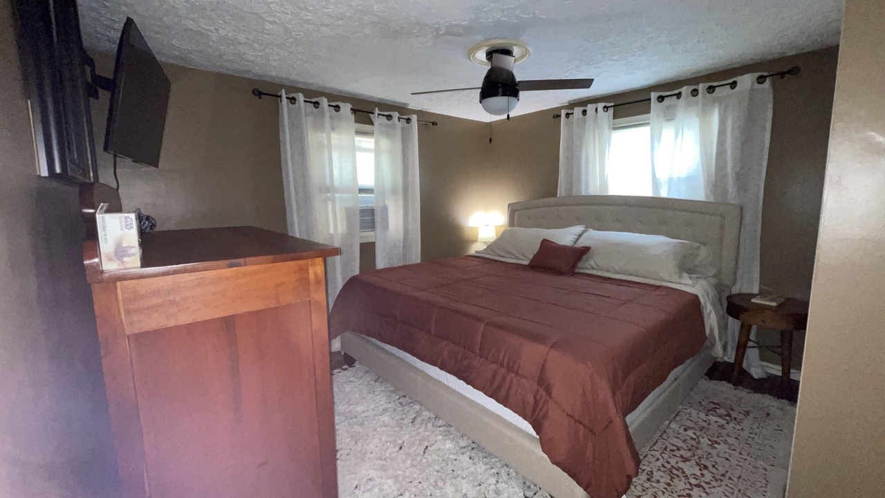 Photo of Bedroom in Burdett
