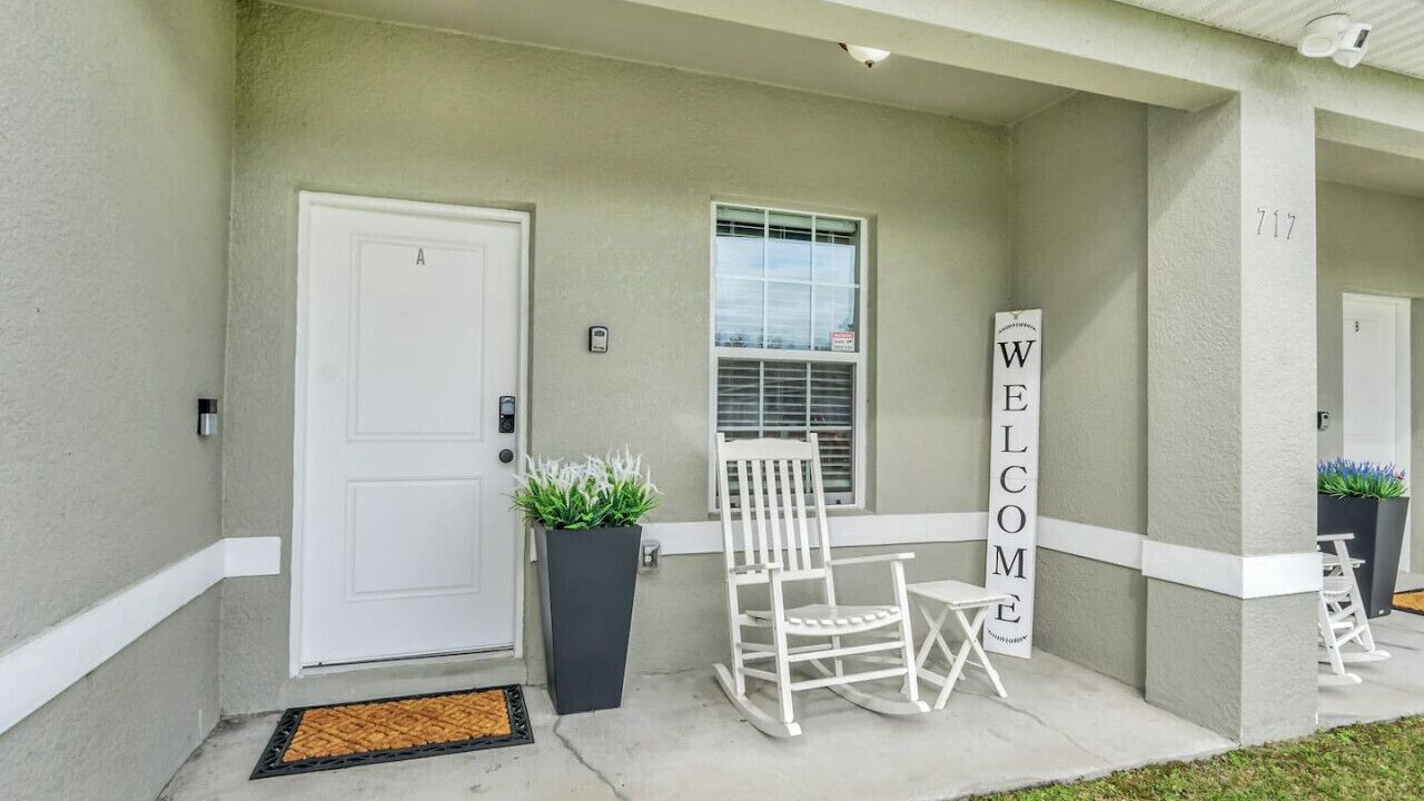 Photo of Patio Balcony in Poinciana