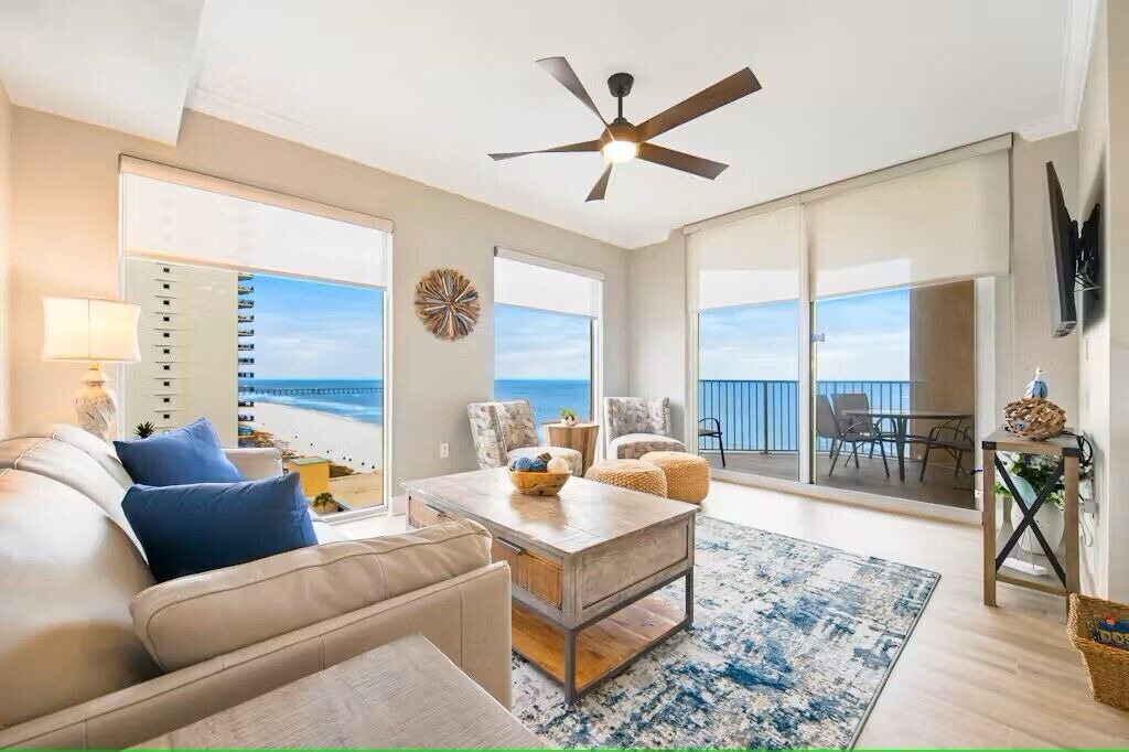 Photo of Livingroom in El Centro Beach
