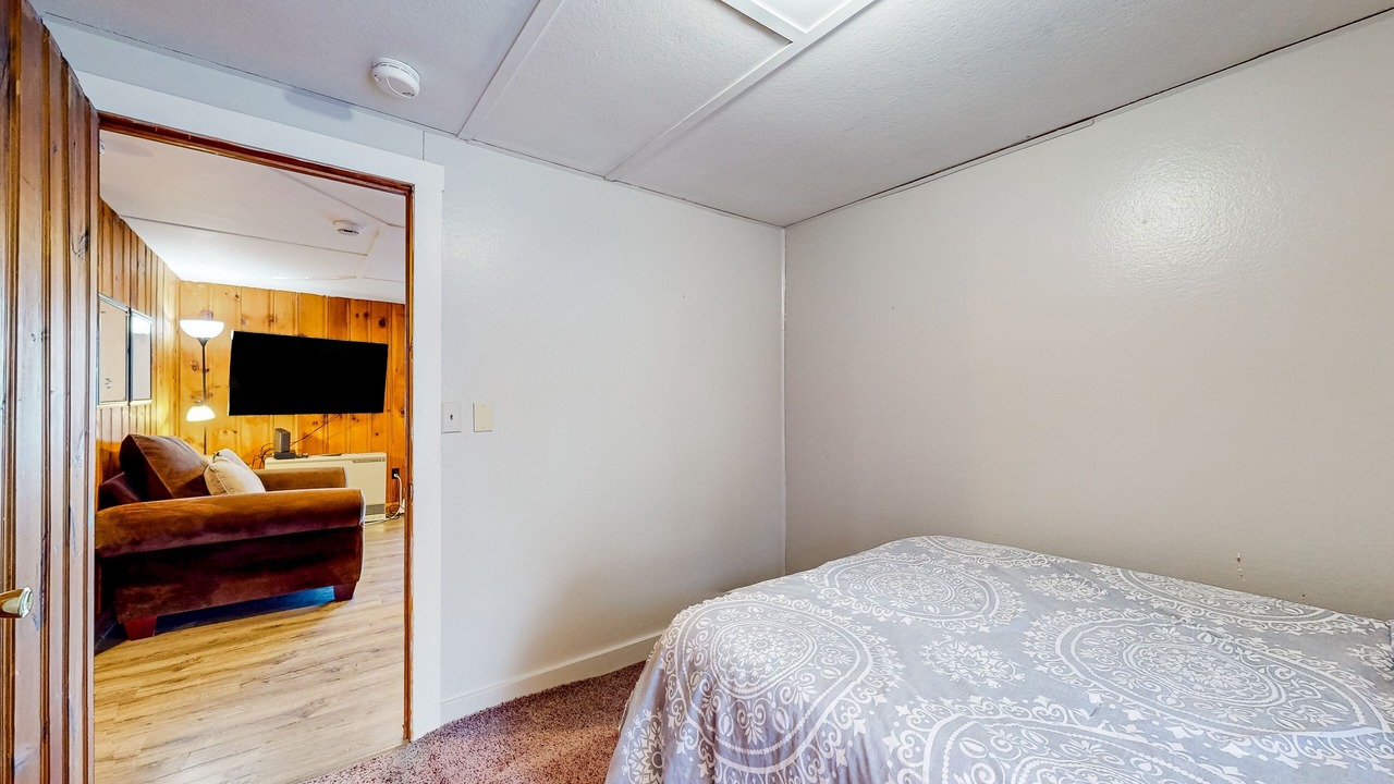 Photo of Bedroom in Castleton