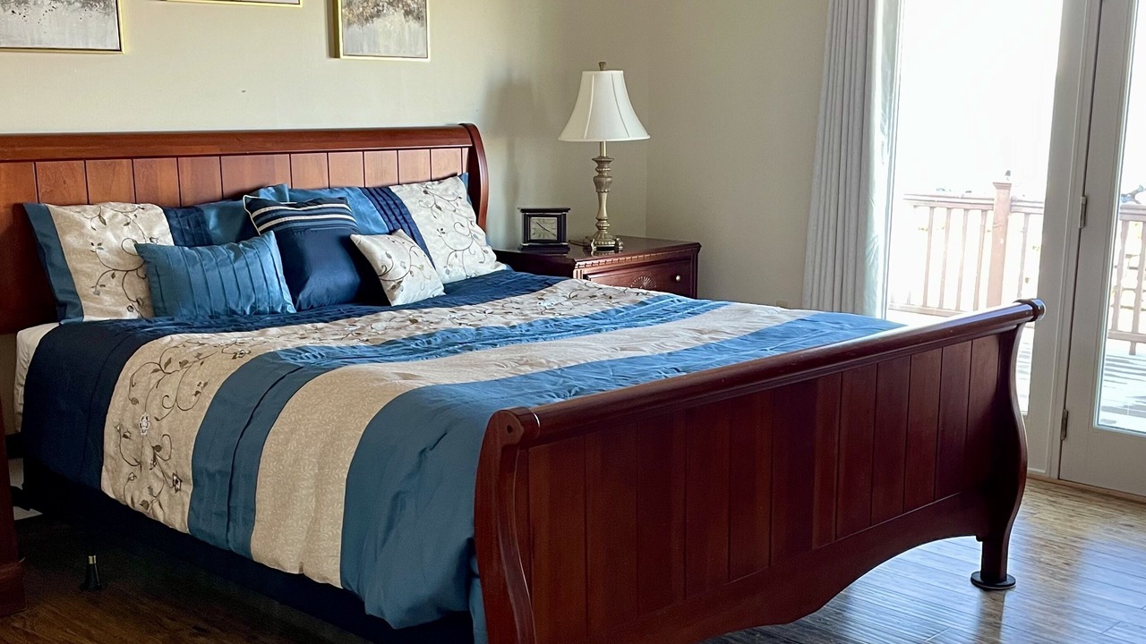 Photo of Bedroom in Grimstead