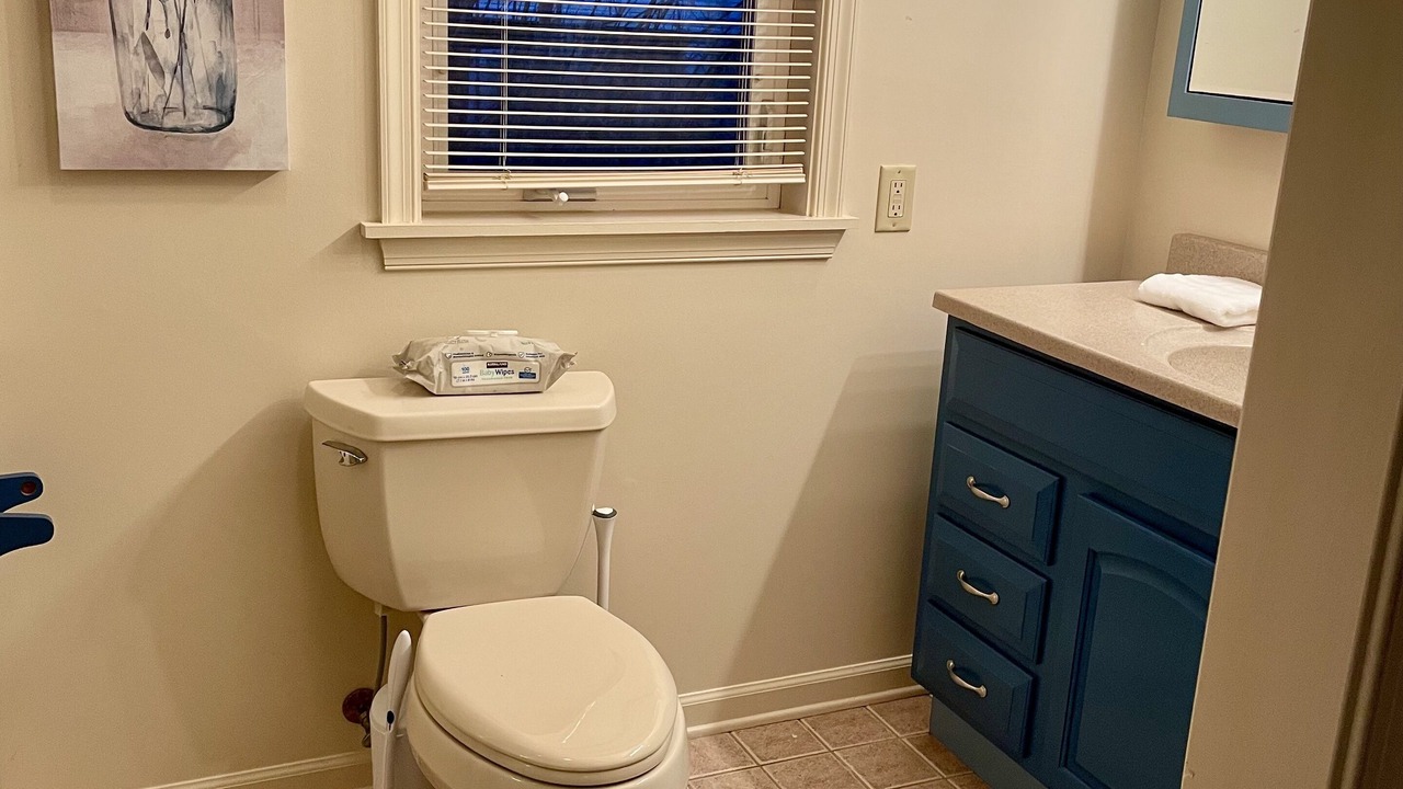 Photo of Bathroom in Grimstead
