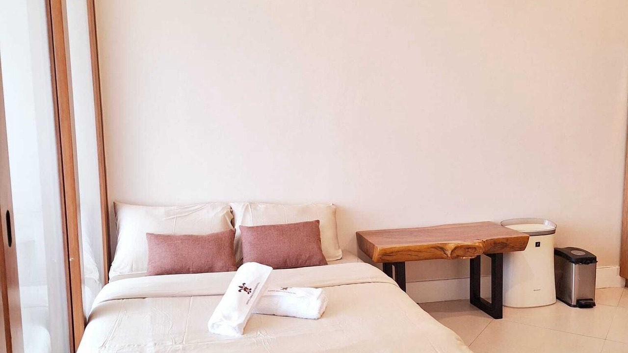 Photo of Bedroom in Ermita Night District