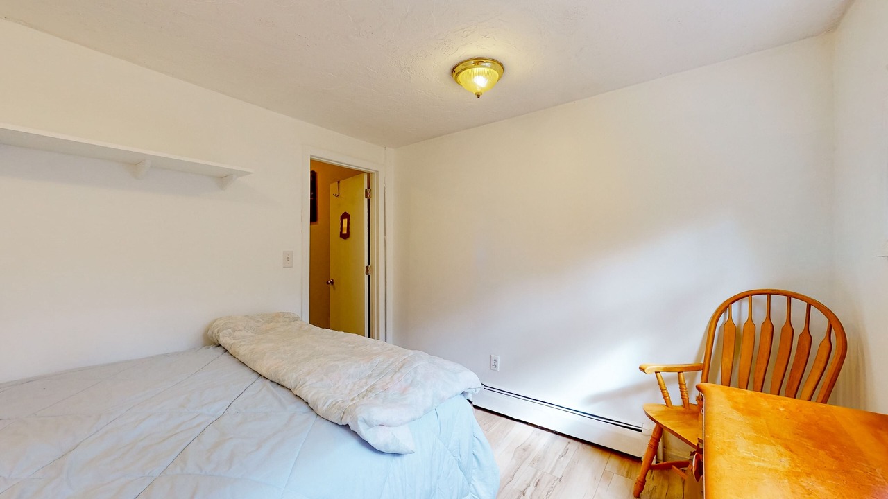 Photo of Bedroom in Cedar Bushes