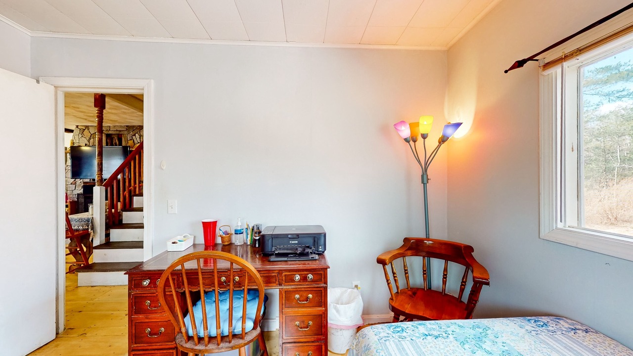 Photo of Bedroom in Cedar Bushes