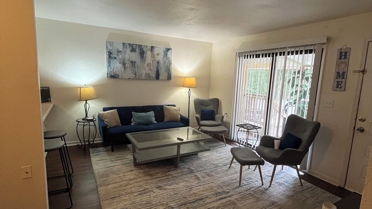 Photo of Livingroom in Tallahassee