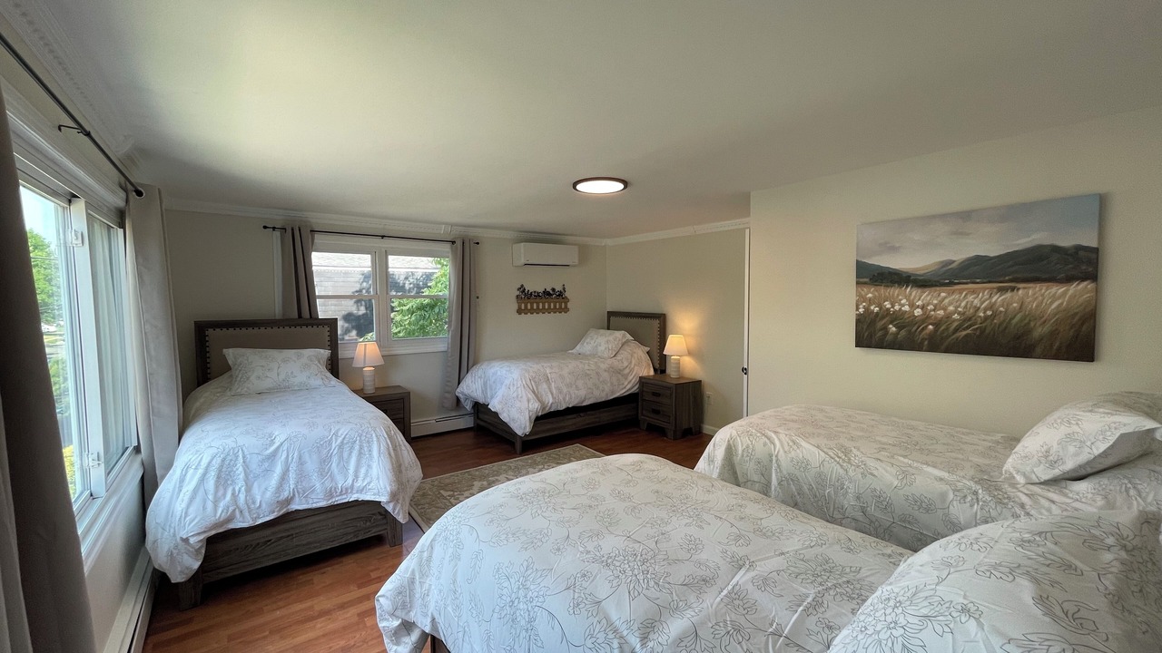 Photo of Bedroom in Farmingdale