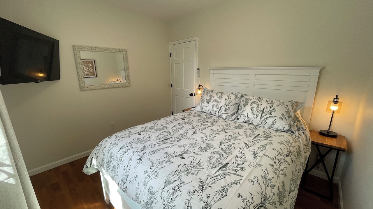Photo of Bedroom in Farmingdale