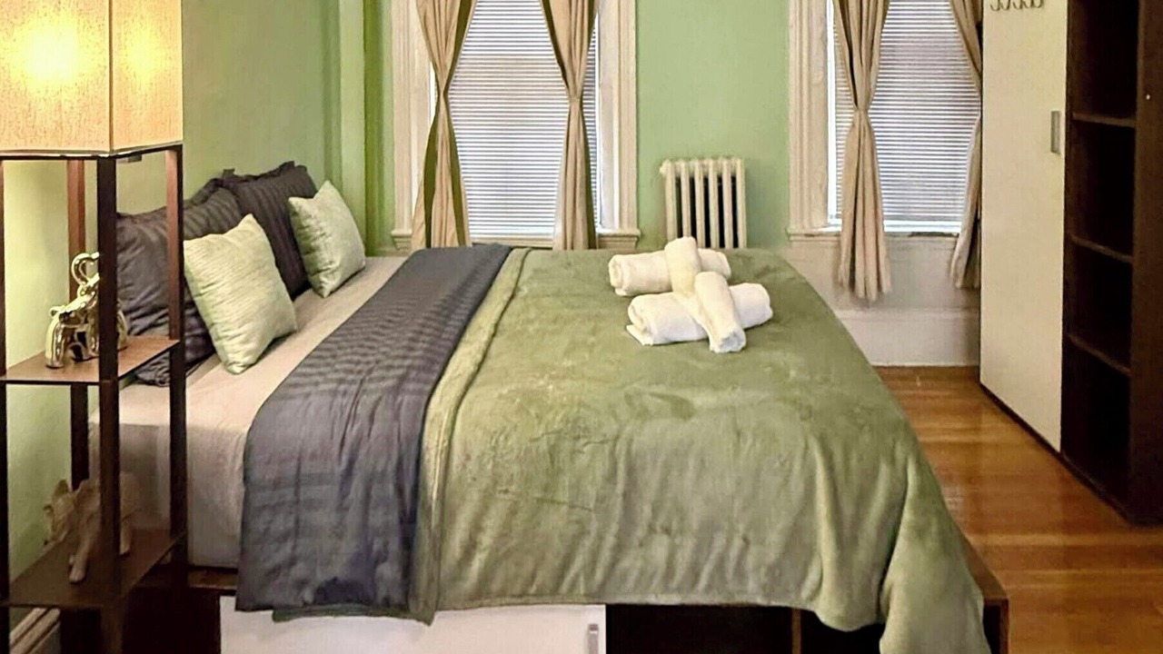 Photo of Bedroom in Beacon Hill