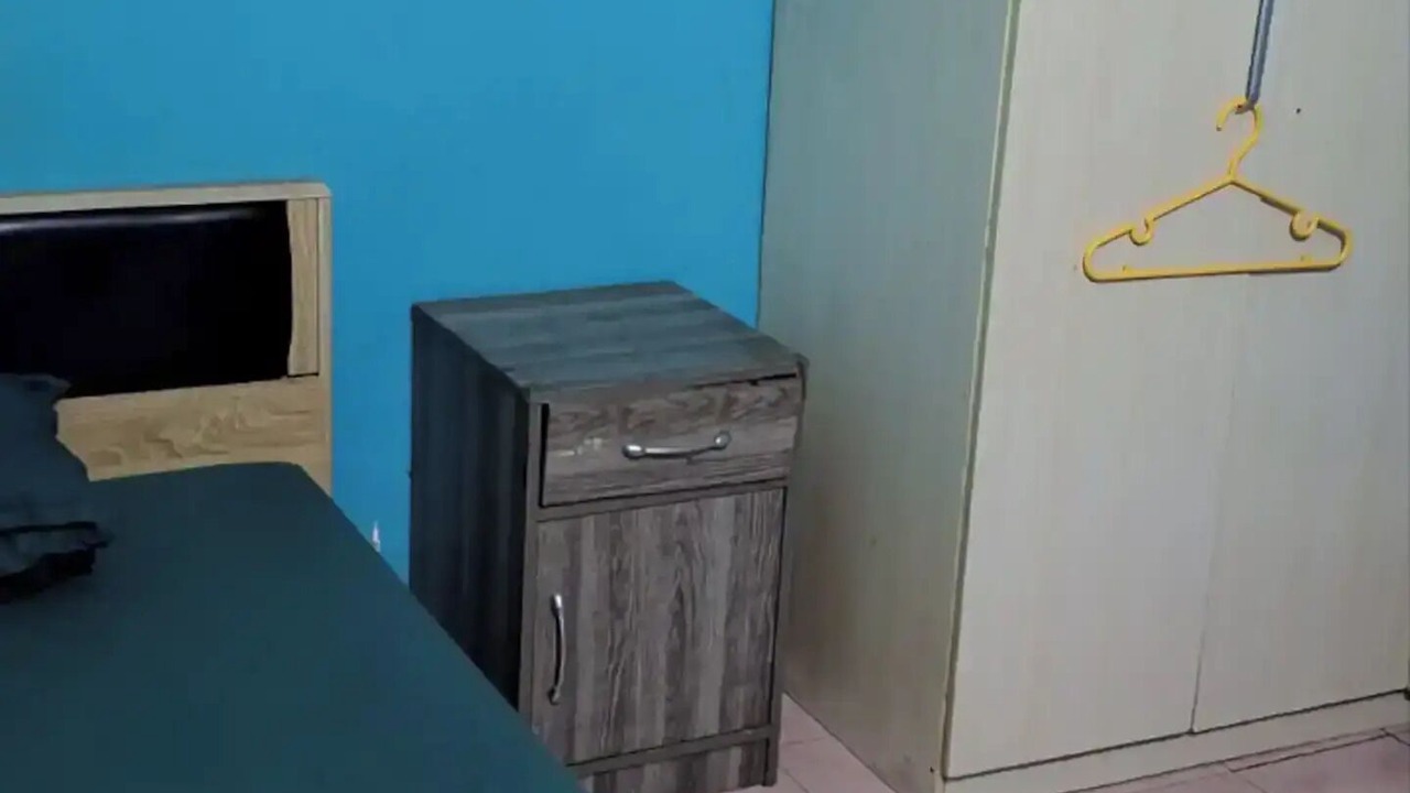Photo of Bedroom in Male