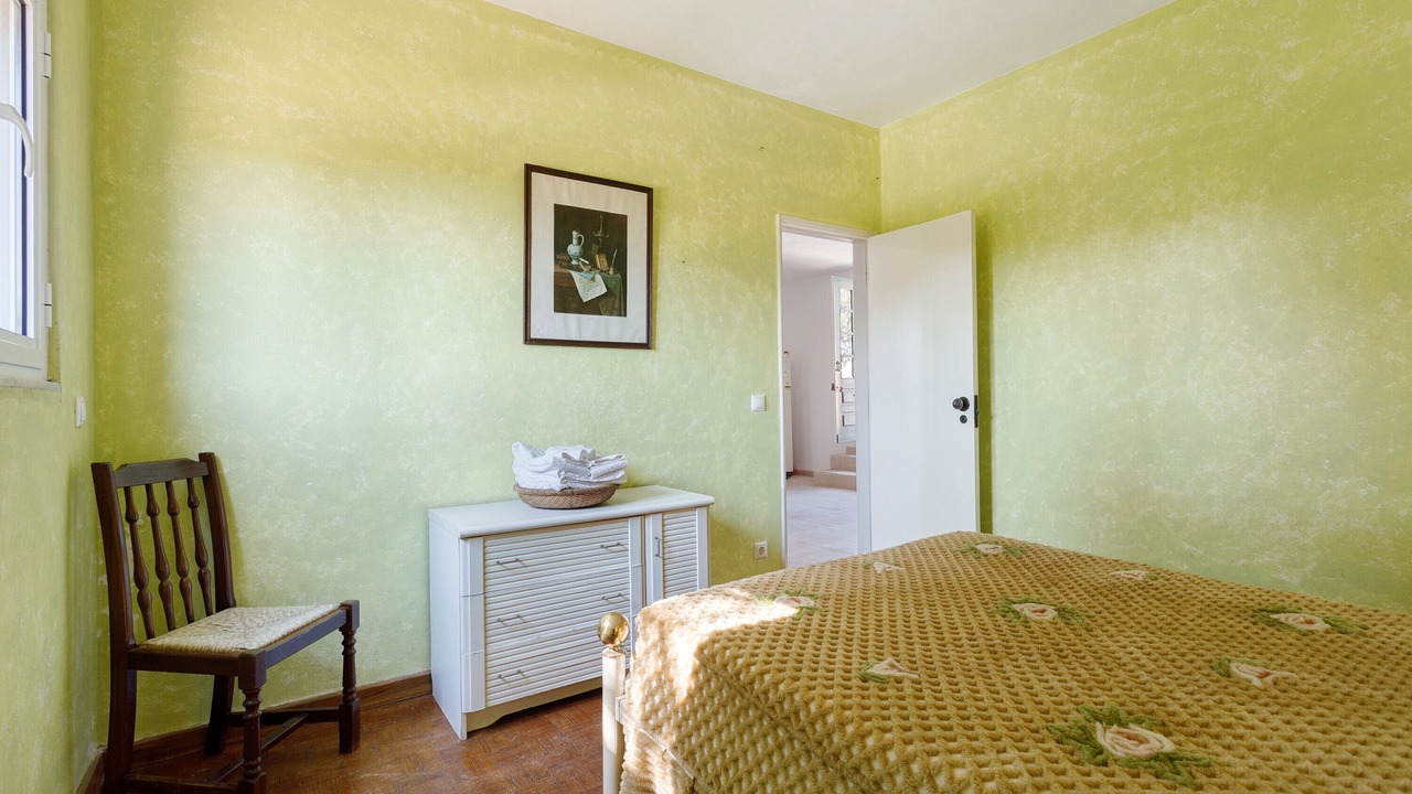 Photo of Bedroom in Alenquer