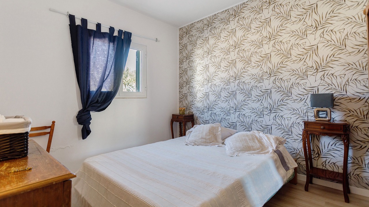 Photo of Bedroom in Alenquer