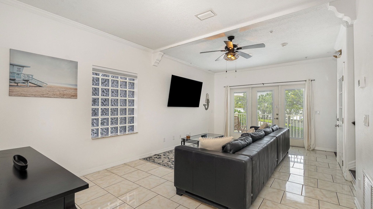 Photo of Livingroom in Cocoa
