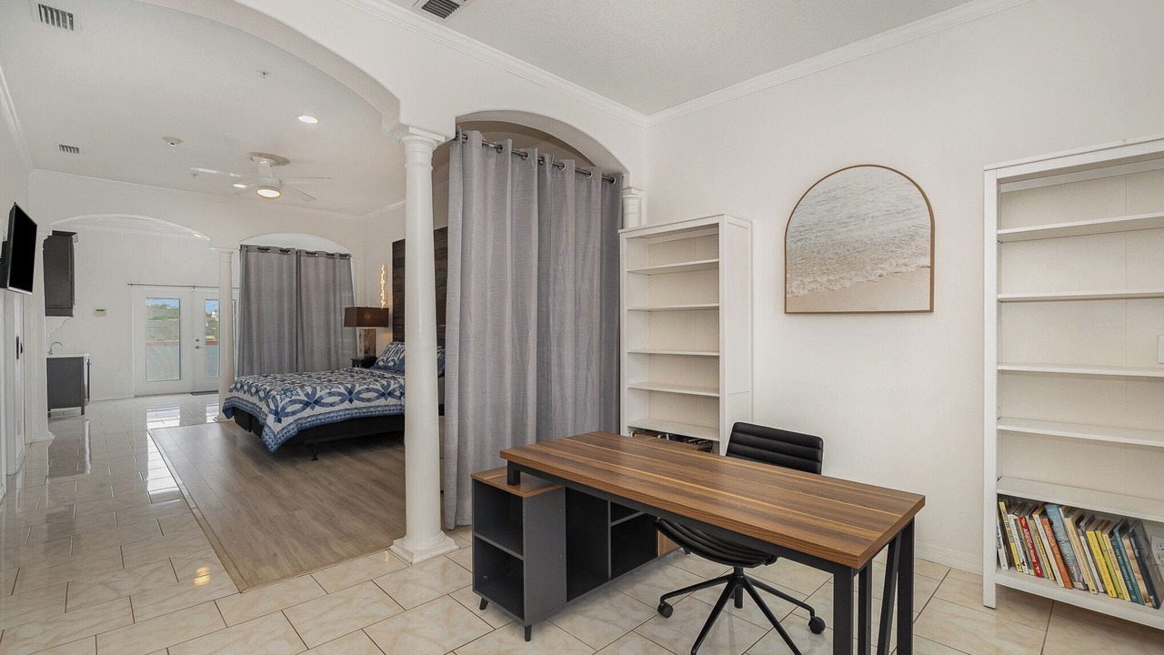 Photo of Bedroom in Cocoa