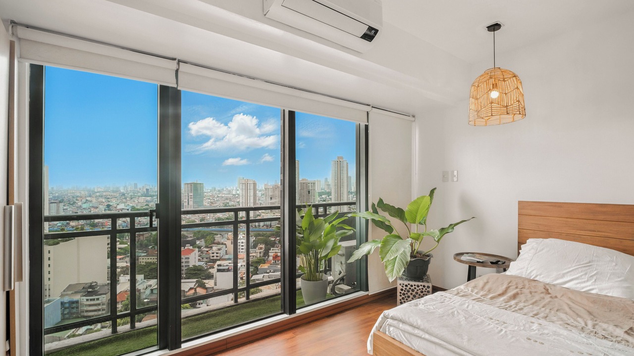 Photo of Bedroom in Downtown