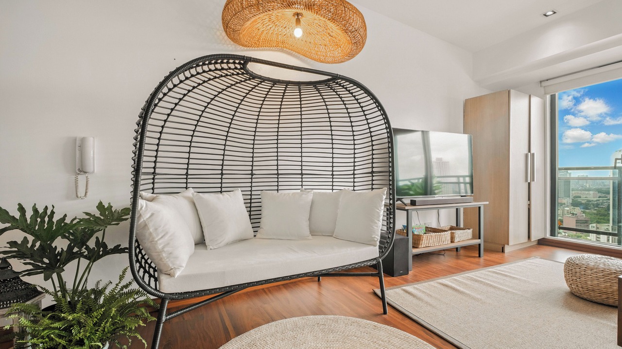 Photo of Livingroom in Downtown