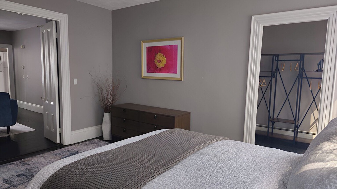 Photo of Bedroom in Thompson Square - Bunker Hill