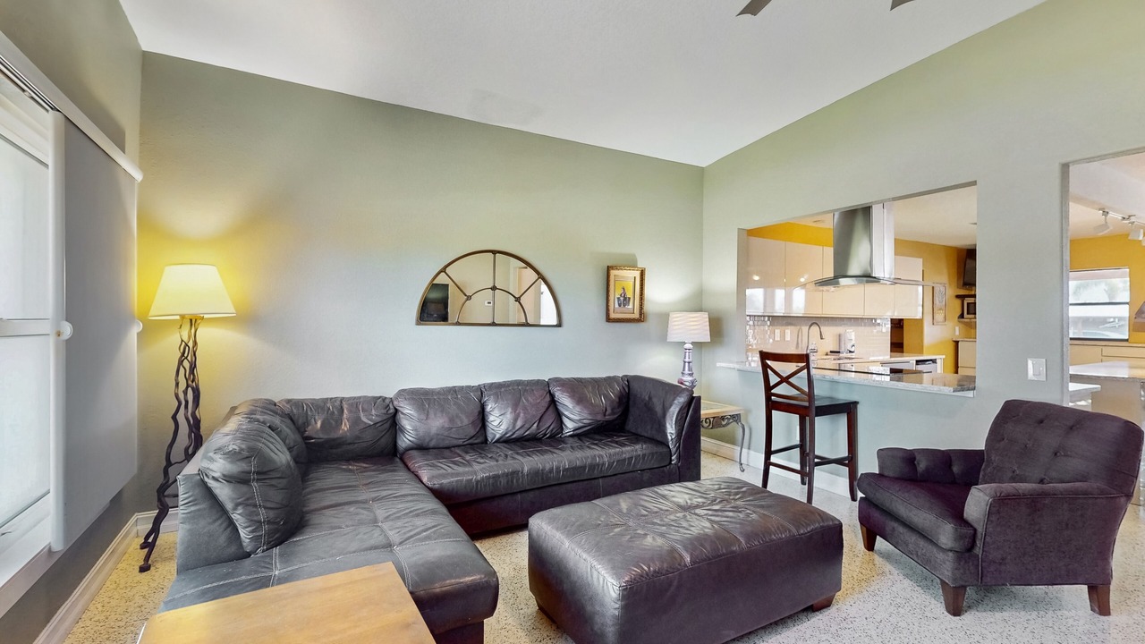 Photo of Livingroom in Venetian Way