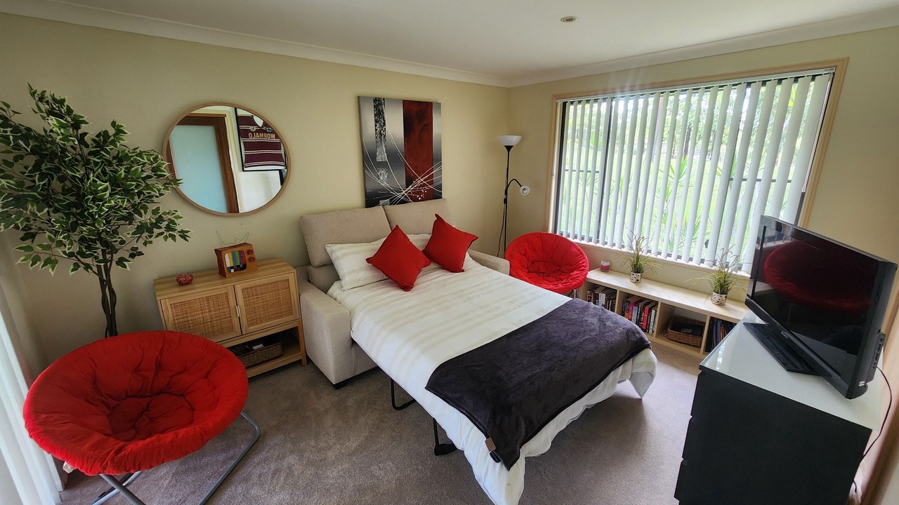 Photo of Bedroom in Safety Beach