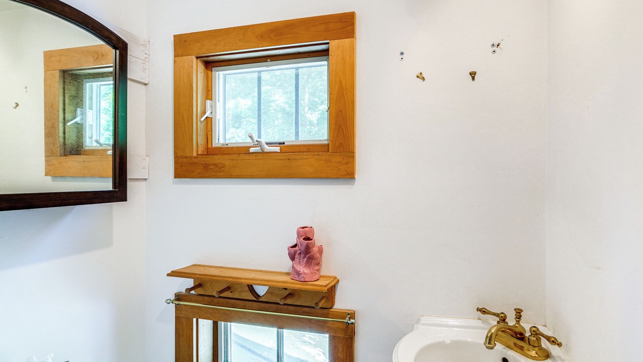 Photo of Bathroom in Taghkanic