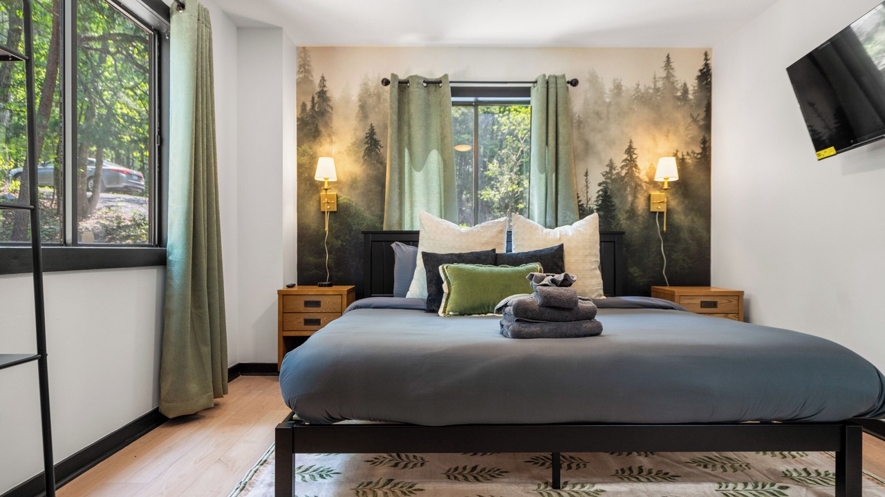 Photo of Bedroom in Basye