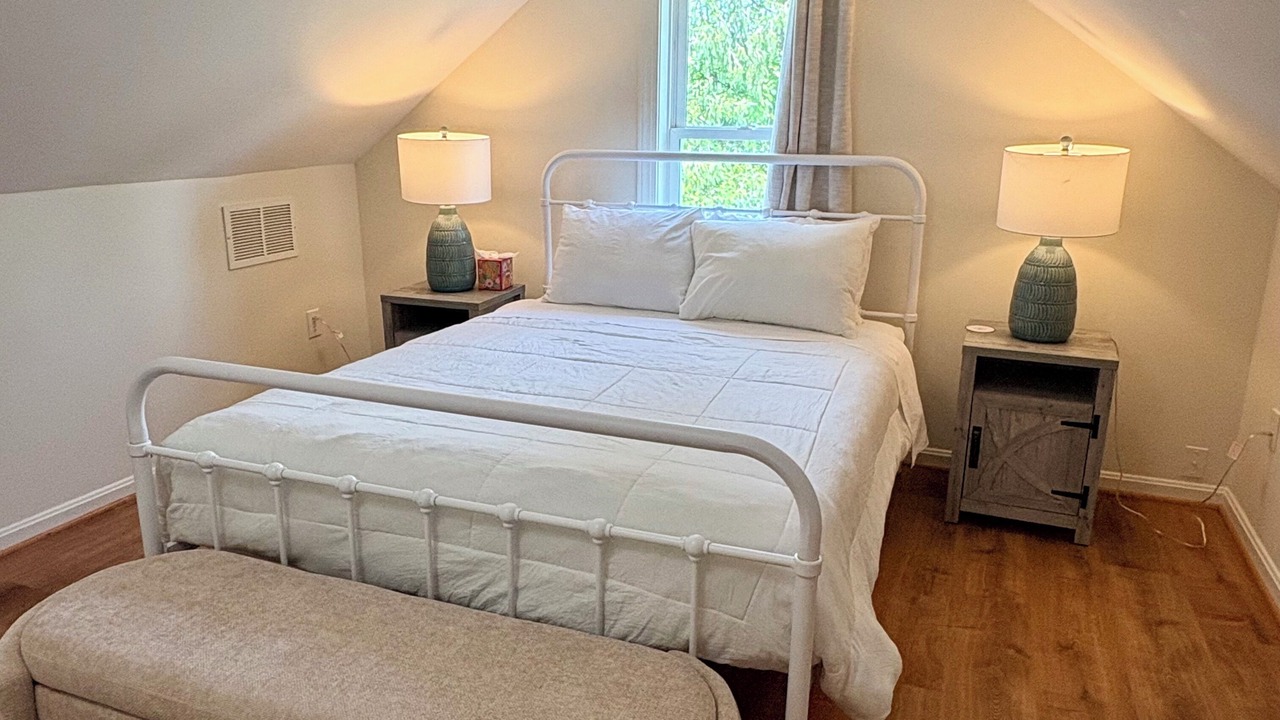 Photo of Bedroom in Castleton