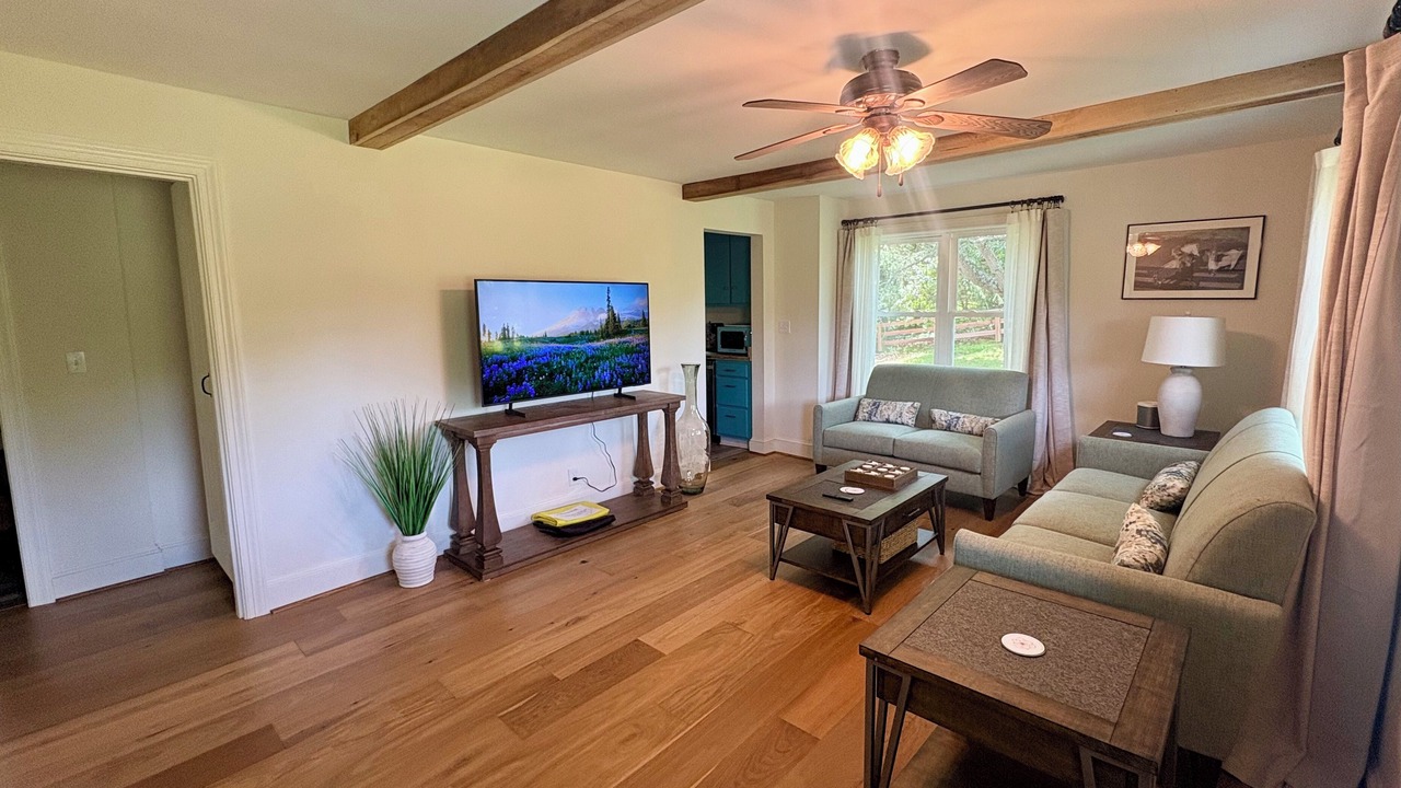 Photo of Livingroom in Castleton
