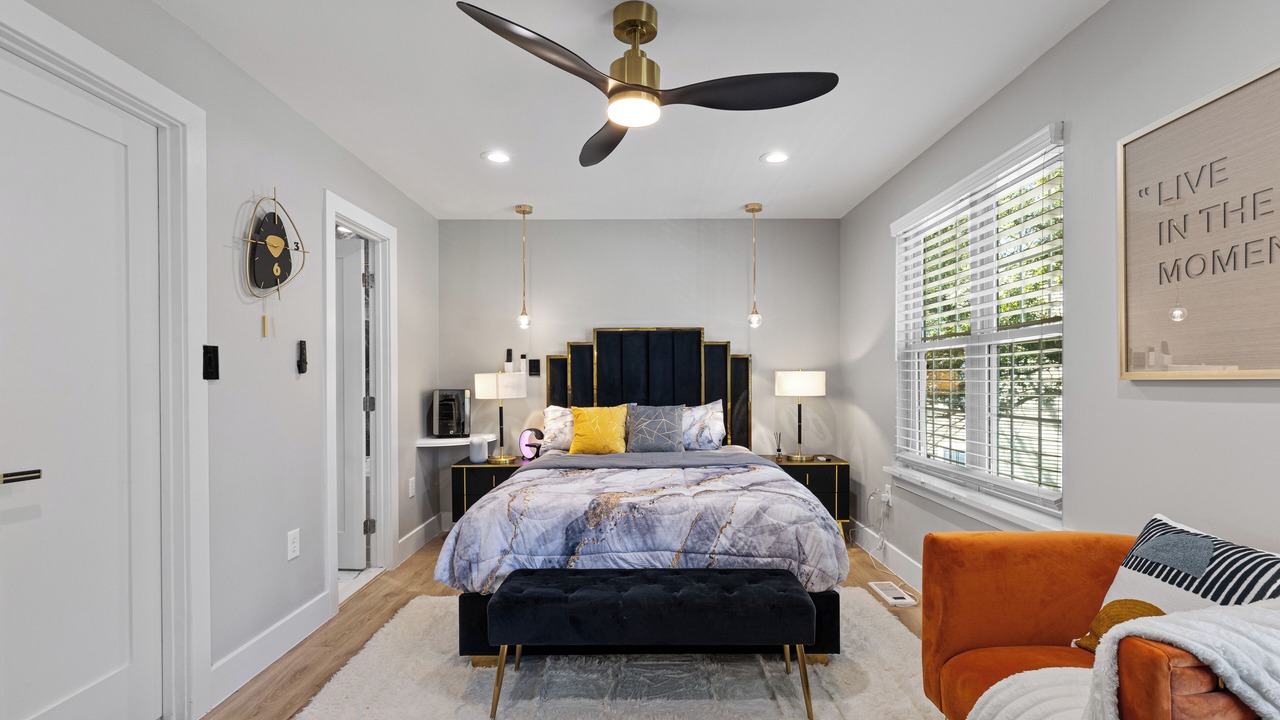 Photo of Bedroom in Lake Ridge