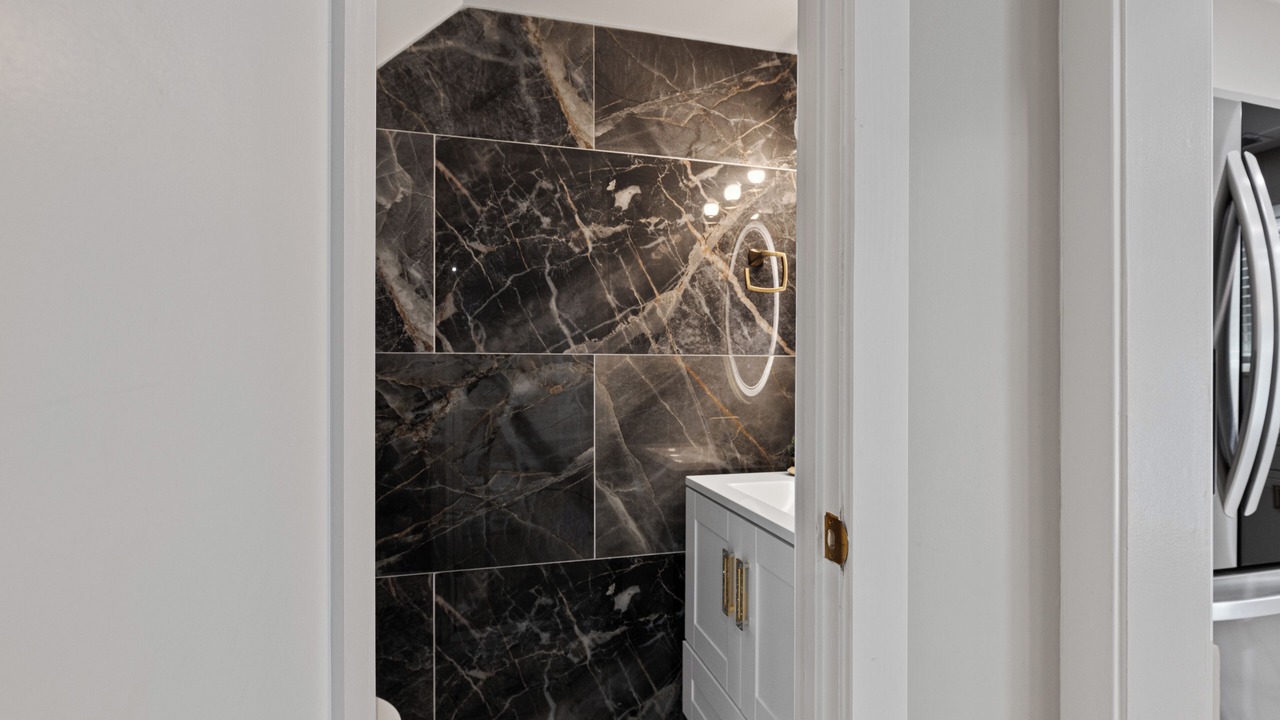Photo of Bathroom in Lake Ridge