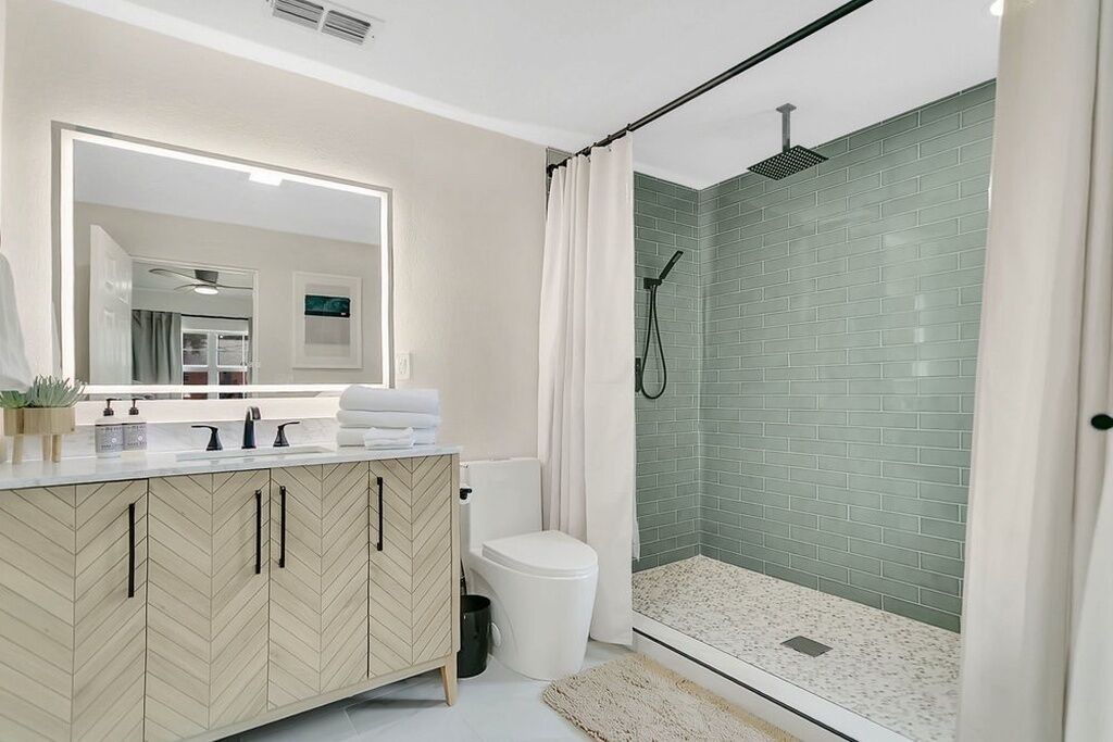 Photo of Bathroom in Pine Castle
