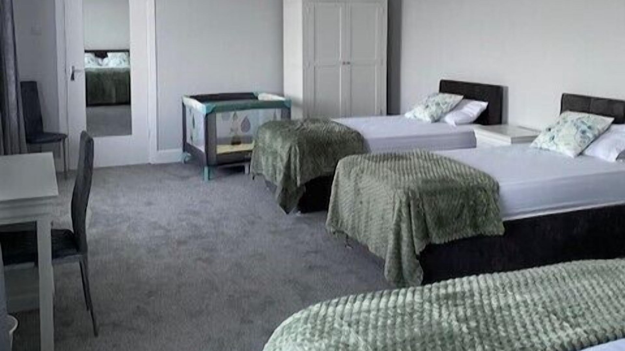 Photo of Bedroom in Roscoe