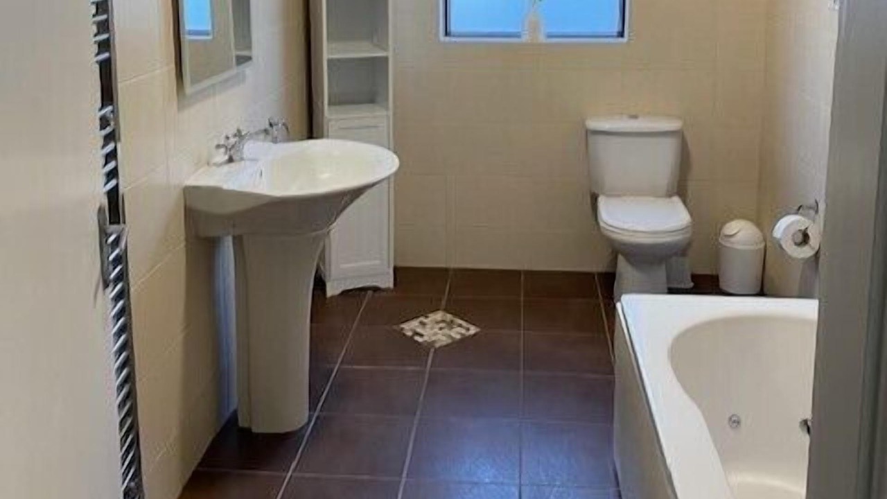 Photo of Bathroom in Roscoe