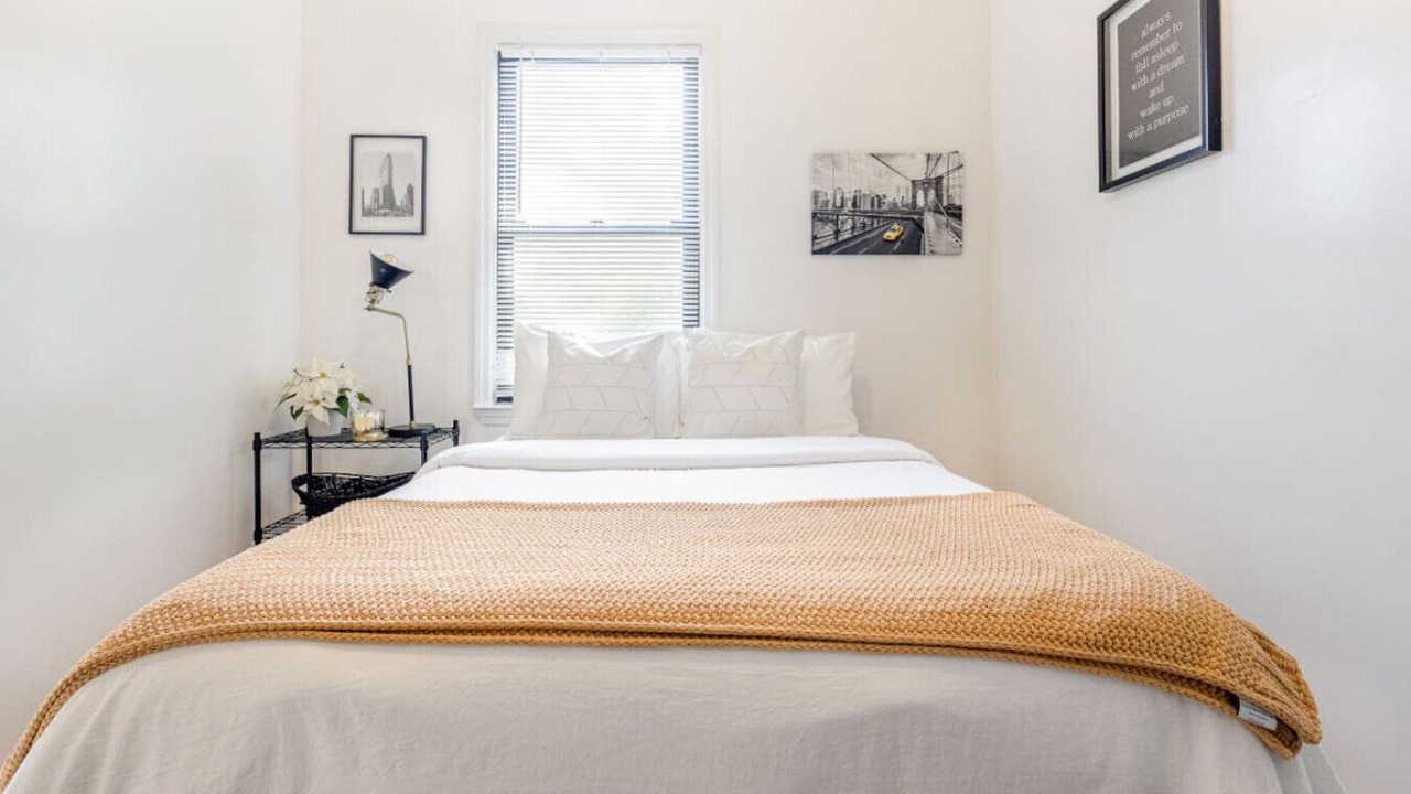 Photo of Bedroom in East New York