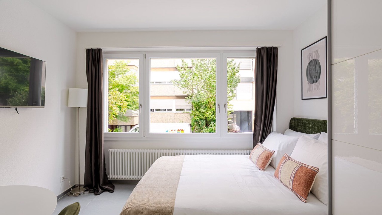 Photo of Bedroom in Iselin