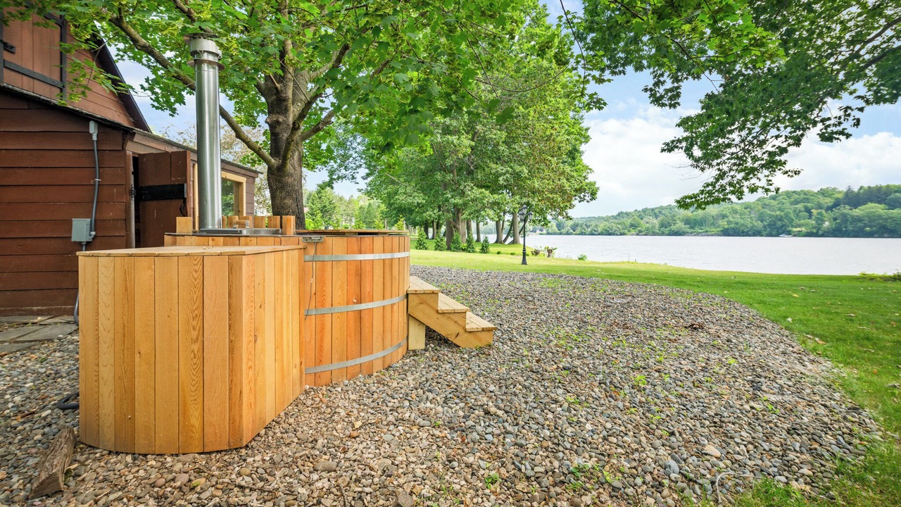 Photo of Outdoor in Waterford