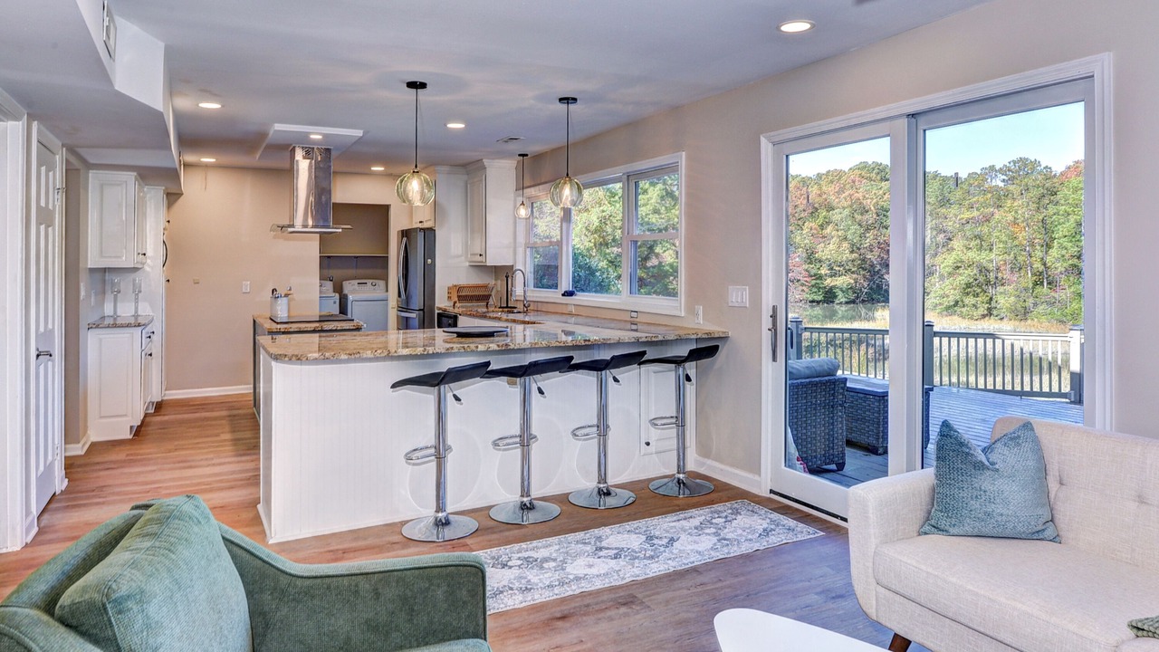 Photo of Livingroom in Central Newport News
