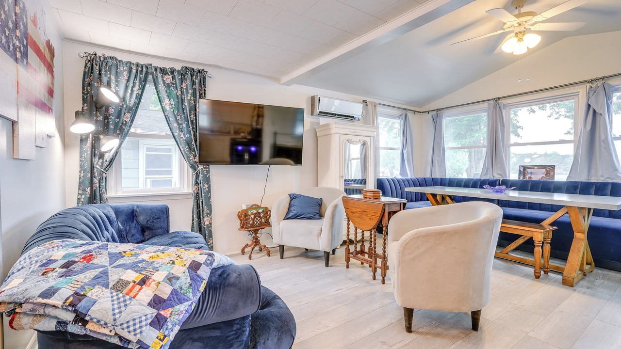 Photo of Bedroom in Bronson