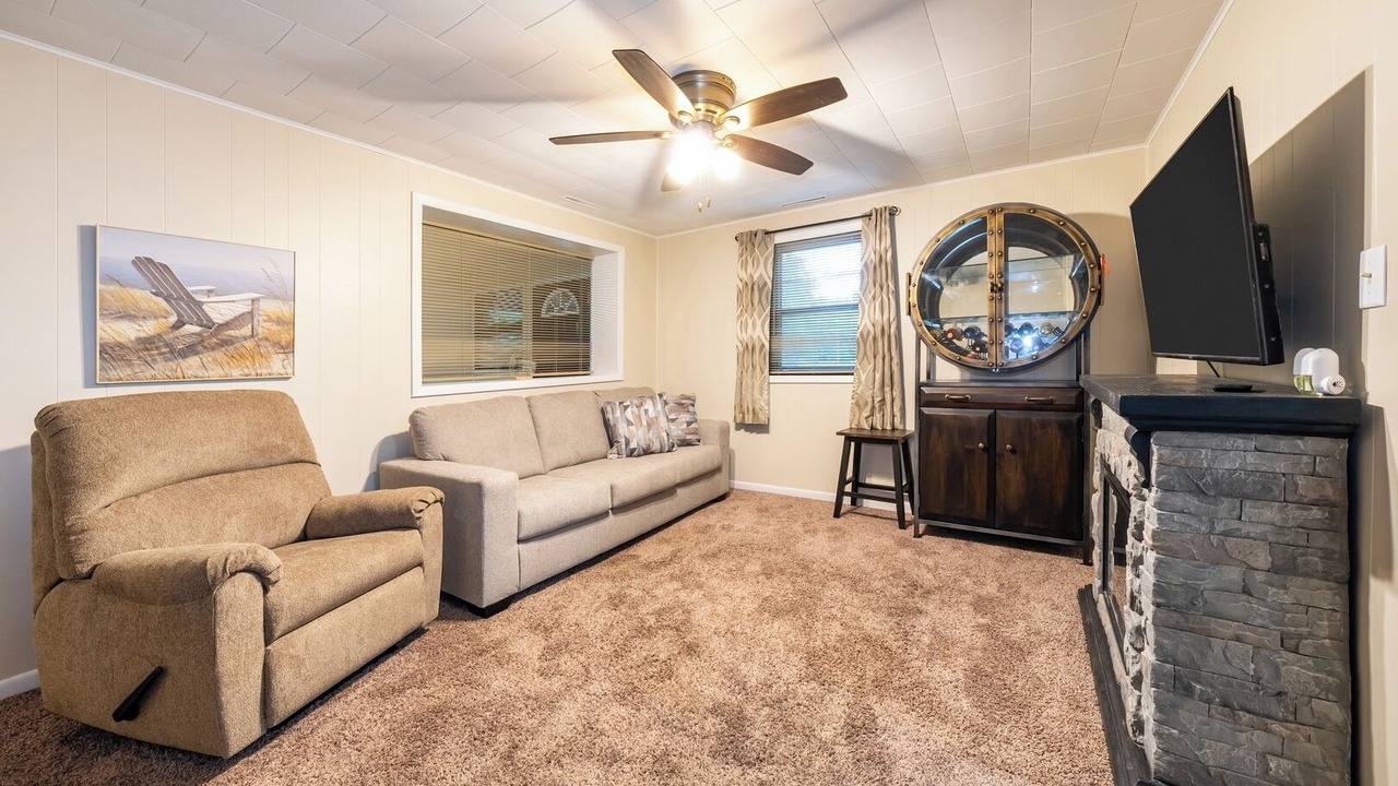 Photo of Livingroom in Miller Beach