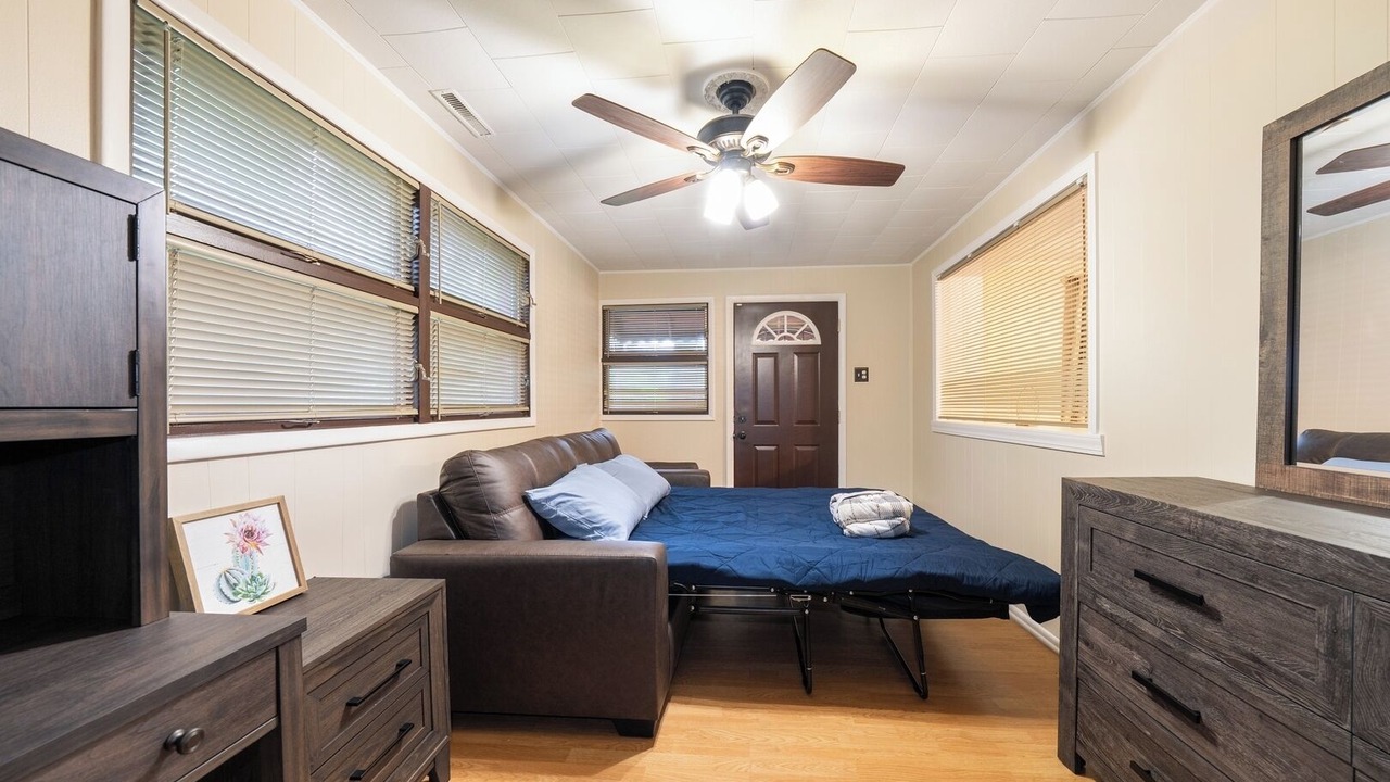 Photo of Bedroom in Miller Beach