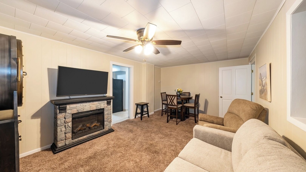 Photo of Livingroom in Miller Beach