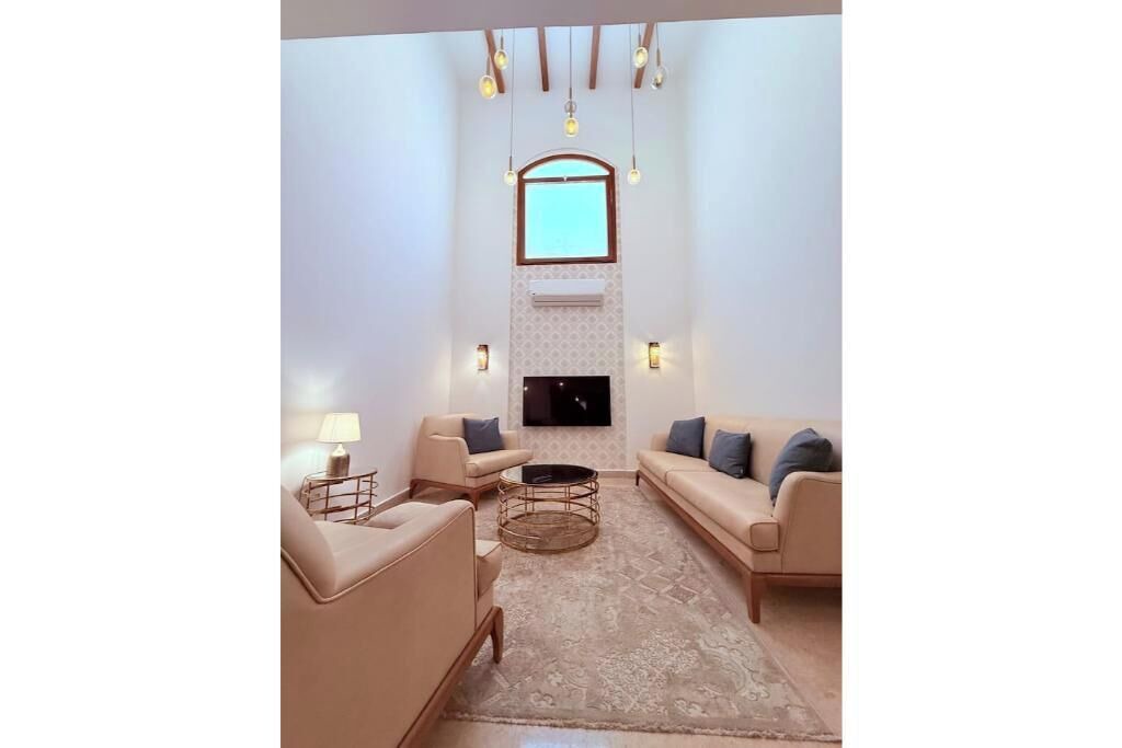 Photo of Livingroom in The 5th Settlement