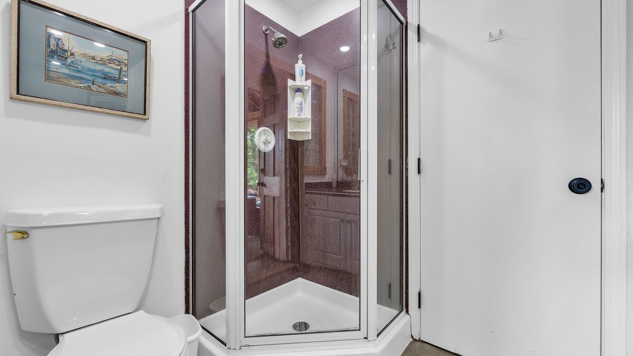 Photo of Bathroom in Clarence