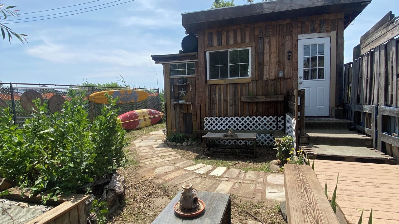 Photo of Patio Balcony in Broad Channel