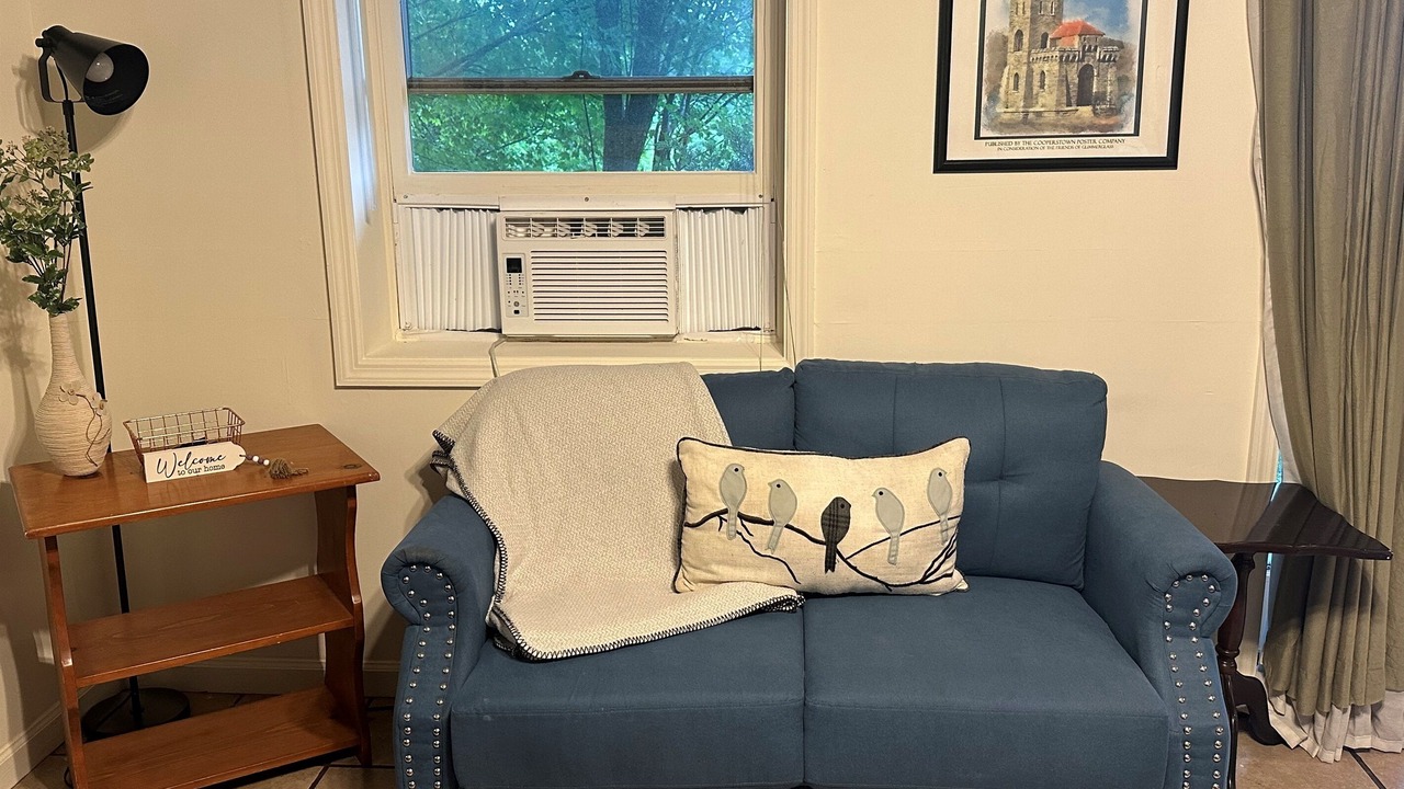 Photo of Livingroom in Cooperstown