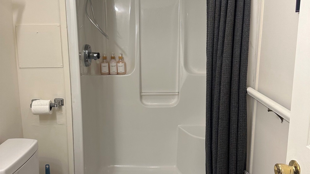 Photo of Bathroom in Cooperstown